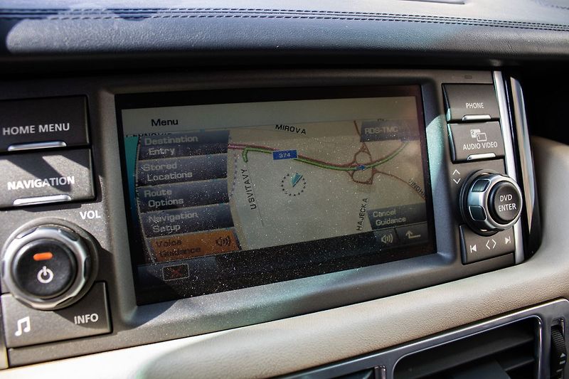 Land Rover Range Rover - fotka 16 z 32