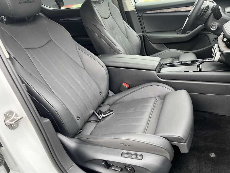 Škoda Superb (2025) IV 2.0TDI L&K 110kW, CZ, 1.MAJ - fotka 13 z 27