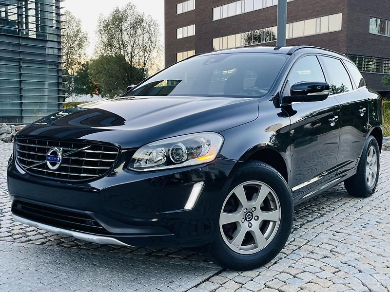 Volvo XC60 2.0D 5VÁLEC AUT TAŽNÉ VÝHŘEV - fotka 2 z 43