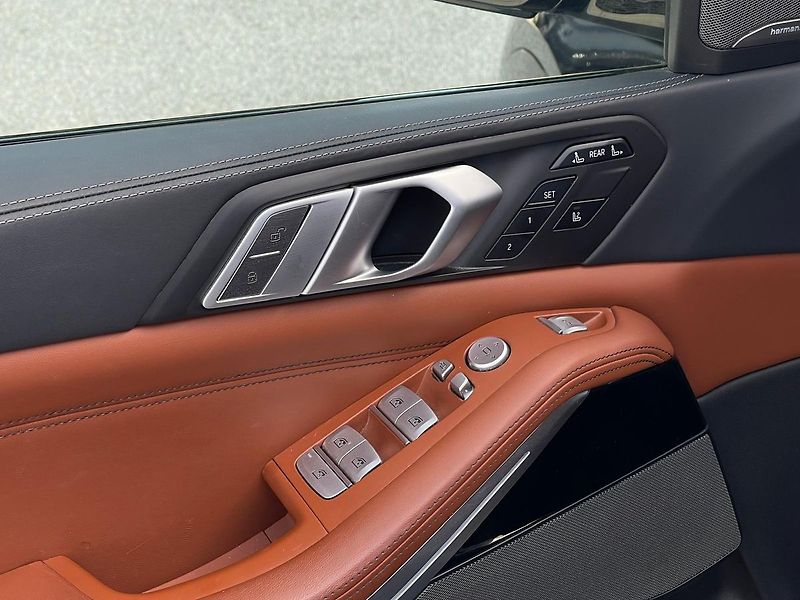 BMW X7 40i M Sport PANO DPH TZ 6 míst - fotka 8 z 26