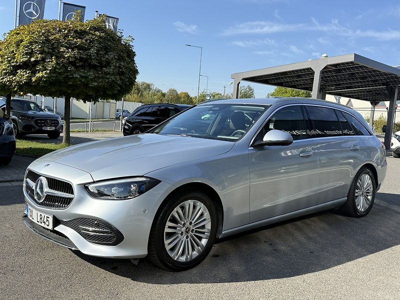 Mercedes-Benz Třídy C (2025) 220 d 4MATIC kombi - fotka 4 z 40