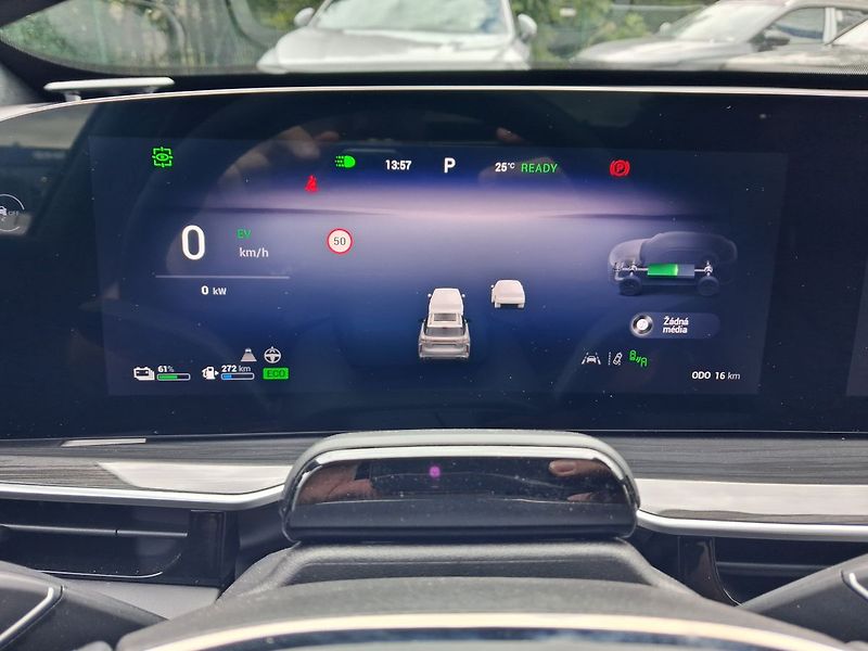 Omoda 9 (2026) Premium 1.5TGDI PHEV AWD - fotka 19 z 28