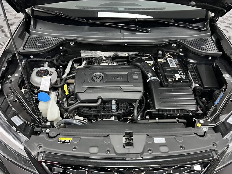 Cupra Ateca 2.0 TSI 221 kW REZERVACE - fotka 13 z 54