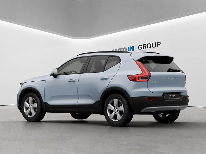 Volvo XC40 (2026) B3 Essential - fotka 4 z 11