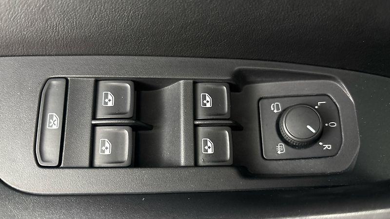 Škoda Kodiaq 2.0 TDI DSG 4x4 L&K - fotka 24 z 31