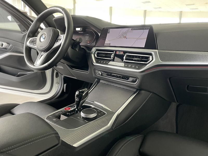 BMW Řada 3 M340i xDrive*Laser*REZERVACE! - fotka 13 z 41