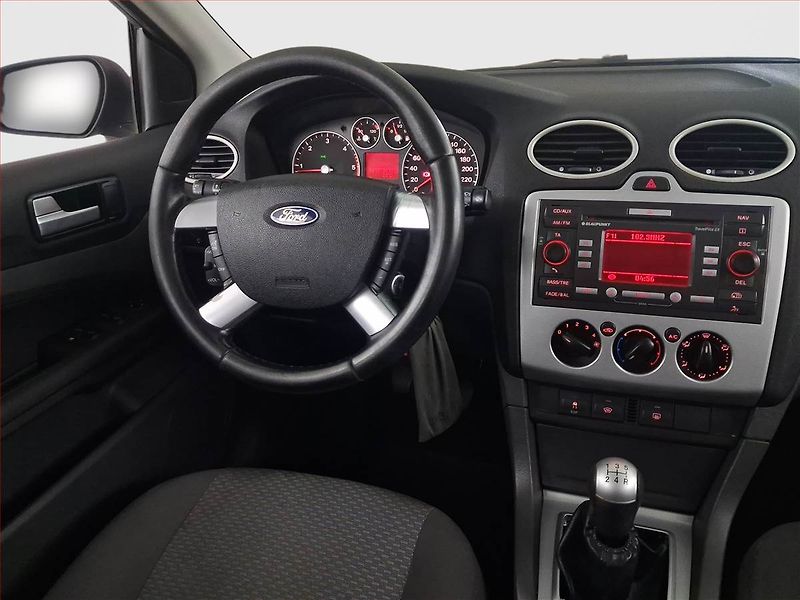 Ford Focus (2007) 1.6 TDCi, Eko.zaplacen, Tažné - fotka 7 z 15