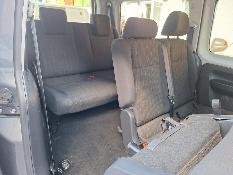 Volkswagen Caddy (2020) MAXI 2,0TDi 7míst DSG HIGHLINE - fotka 17 z 18
