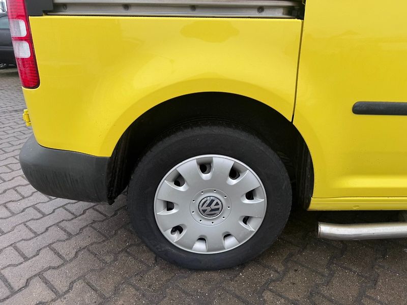 Volkswagen Caddy (2011) 1,6 TDI 55 KW STK TAŽNÉ - fotka 16 z 42