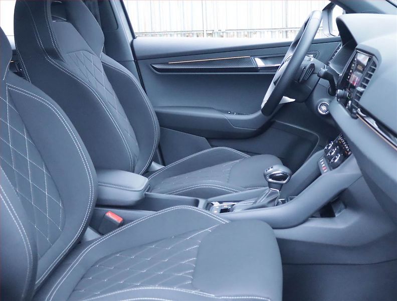 Škoda Karoq (2024) Sportline 2.0 TDI, Sportline - fotka 9 z 24