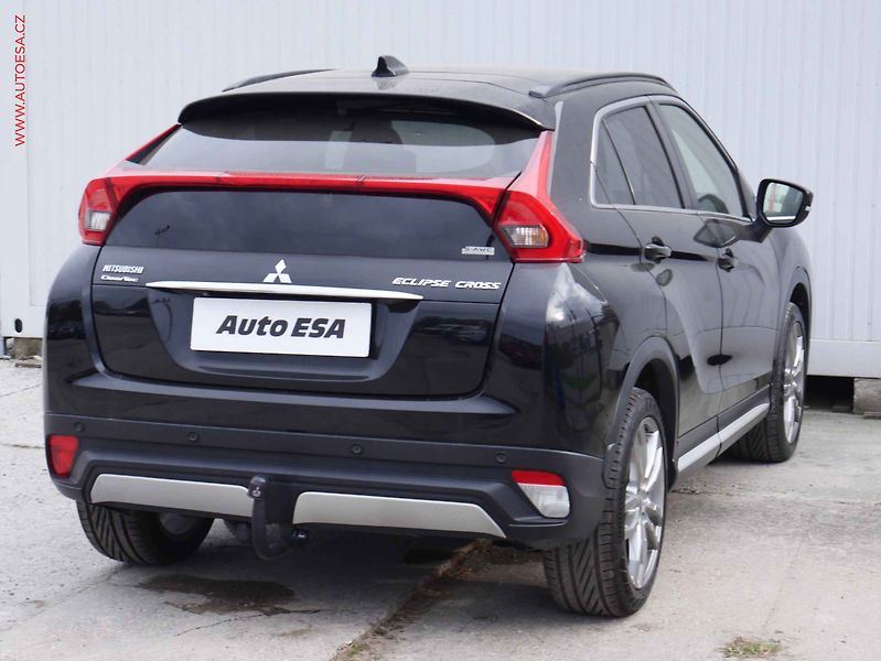 Mitsubishi Eclipse Cross (2018) 1.5T-MiVEC 4x4, AT, kůže - fotka 6 z 14