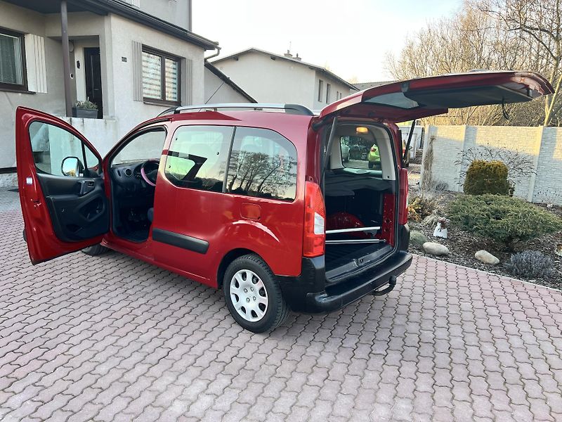 Peugeot Partner Tepee 1.6HDI 55KW,KLIMA,ŠOUPAČKY,TZ - fotka 23 z 35