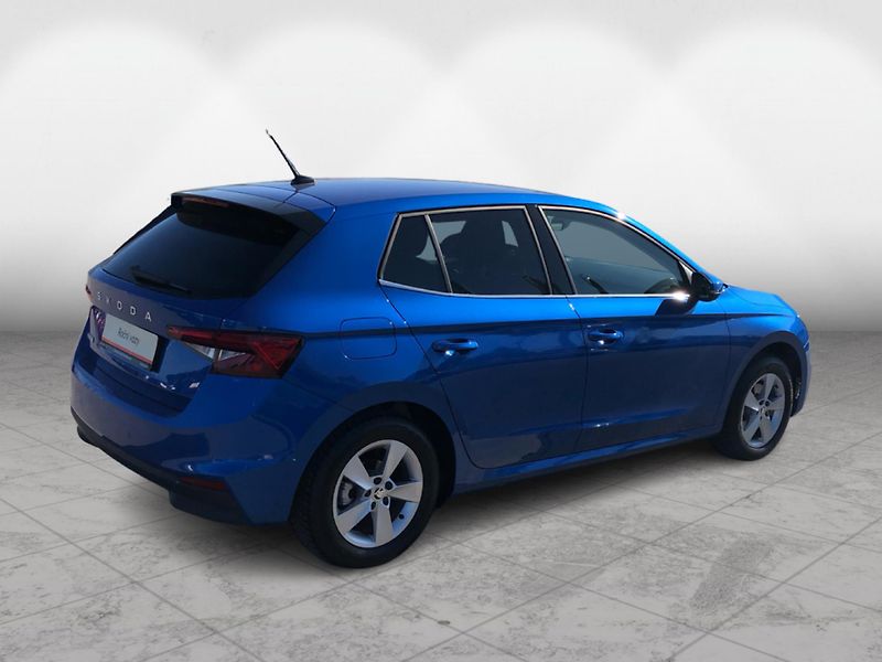 Škoda Fabia 1.0 TSi Top Selection - fotka 2 z 27