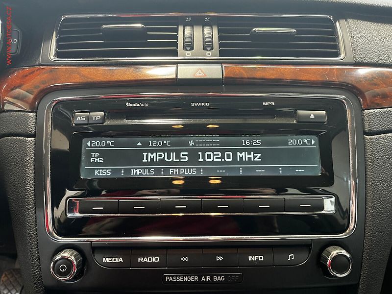 Škoda Superb (2010) 2.0 TDi, STK3/28 - fotka 11 z 16