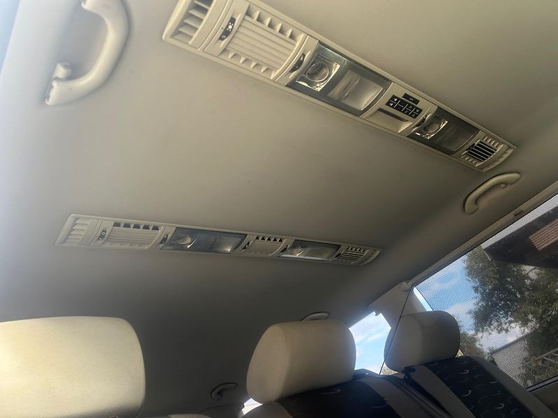 Volkswagen Caravelle (2012) Comfortline Long  - fotka 12 z 12