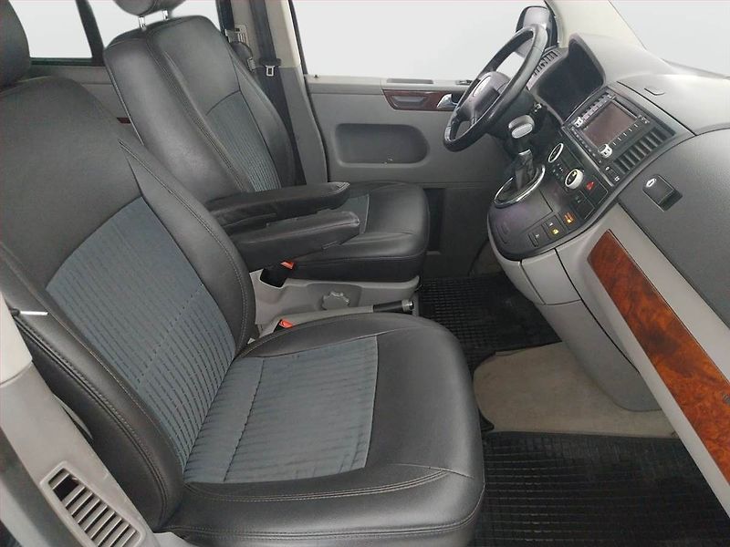 Volkswagen Multivan (2006) Highline 2.5 TDI - fotka 9 z 16