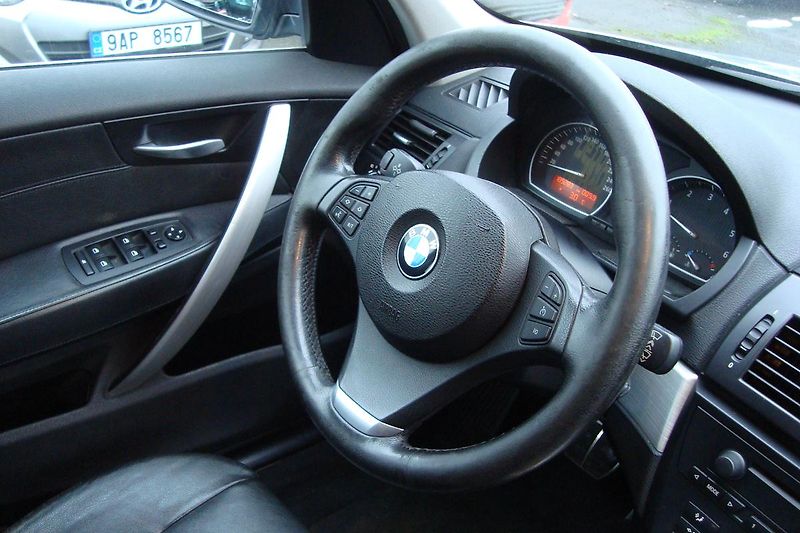 BMW X3 (2007) 3.0 SD, Xdrive,Nová STK+ME,AUT - fotka 46 z 73