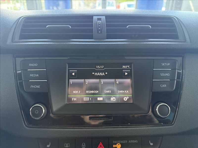 Škoda Fabia 1,2   TSI,1.MAJITEL,SERVISKA - fotka 15 z 26