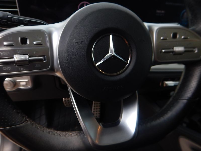 Mercedes-Benz GLE 400 D 4MATIC, ČR - fotka 21 z 33