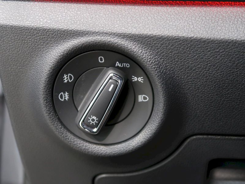 Škoda Scala (2025) MONTE CARLO 1.5TSI 110KW DSG Z - fotka 35 z 40