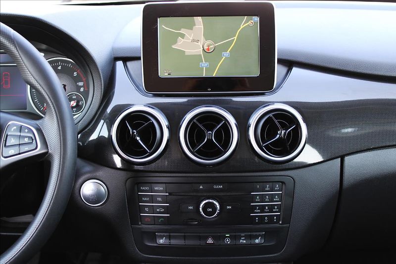 Mercedes-Benz Třídy B 180d  NAVI,serviska,MANUAL - fotka 11 z 31