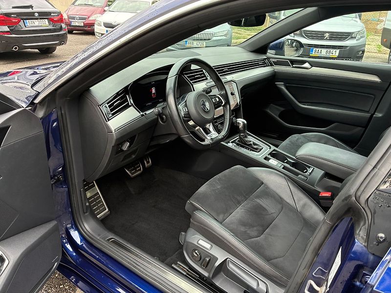 Volkswagen Arteon 2.0 TDi R-Line 4x4 140 kW - fotka 8 z 27