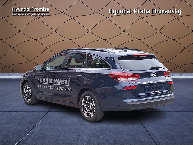 Hyundai i30 kombi 1.5i MT Family - fotka 4 z 8