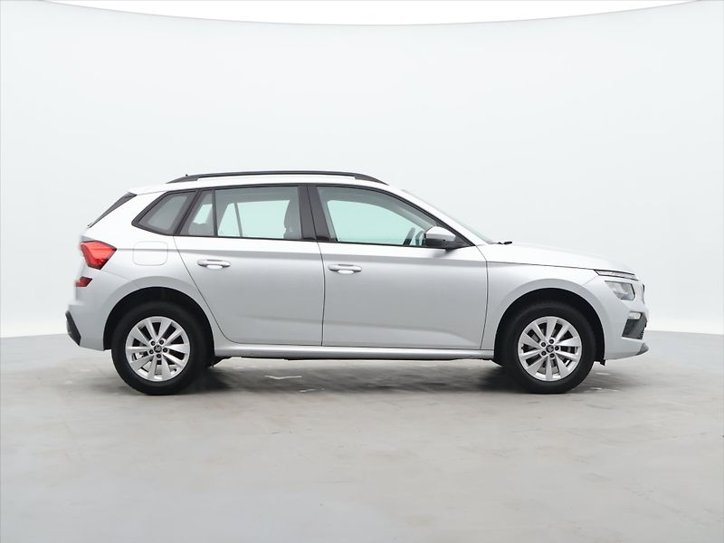 Škoda Kamiq 1,0 TSi 70kW Selection - fotka 8 z 27