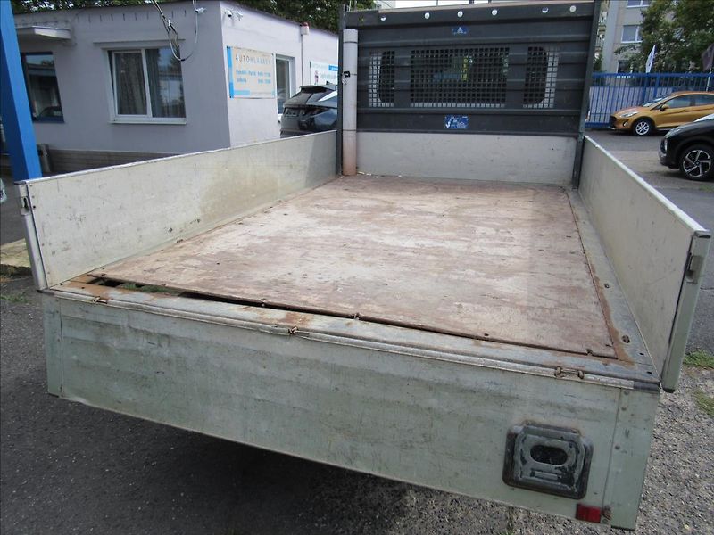 Renault Master 2,3 dCi 107kW 7 míst Valník - fotka 11 z 24