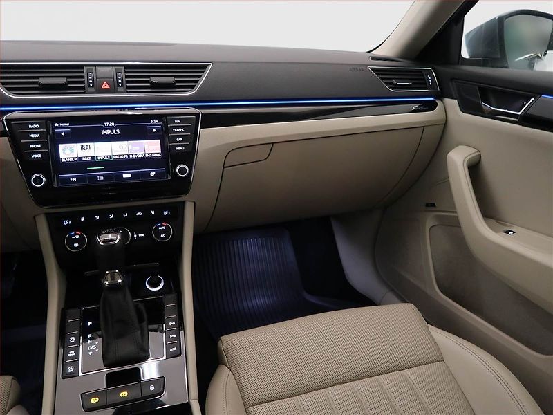 Škoda Superb (2016) Laurin&Klement 2.0 TSI, 4X4 - fotka 8 z 16