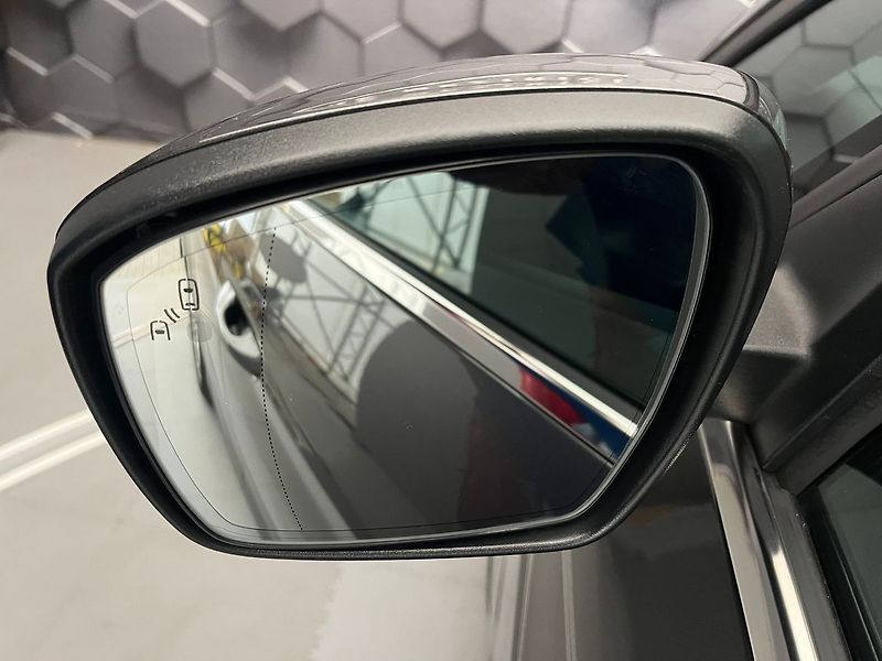 Ford Galaxy 2.5 HEV VIGNALE LED 7míst - fotka 36 z 77