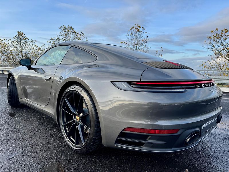 Porsche 911 (2020) Approved BOSE Střecha 20/21