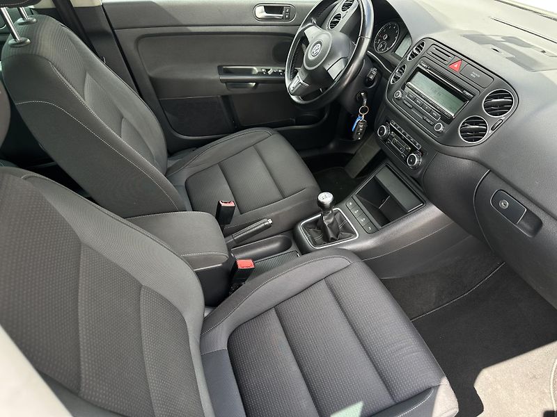 Volkswagen Golf Plus 1.2 TSI BMT - fotka 10 z 28