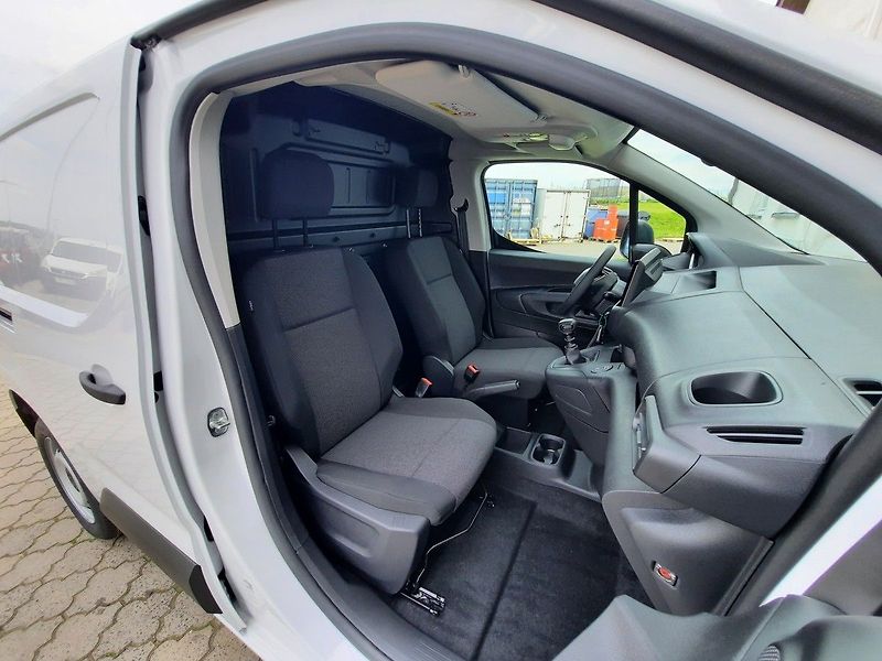 Peugeot Partner (2026) L1 650 1.5 BHDi 100k M6 - fotka 14 z 22