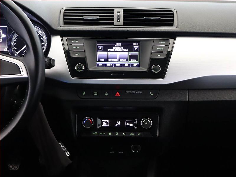 Škoda Fabia (2015) Ambition 1.2 TSI, Serv.kniha - fotka 10 z 16