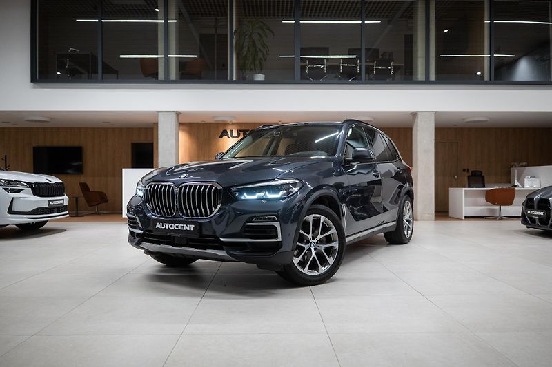 BMW X5 (2019) 30D 195 KW VZDUCH, PANO - fotografie inzerátu