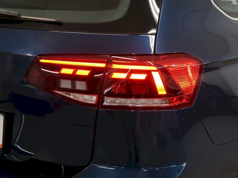 Volkswagen Passat (2024) BUSINESS 1.5TSI EVO DSG - fotka 11 z 36