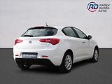 Alfa Romeo Giulietta 1,4 TB  NOVÉ V ČR,1.MAJITEL - náhled 4