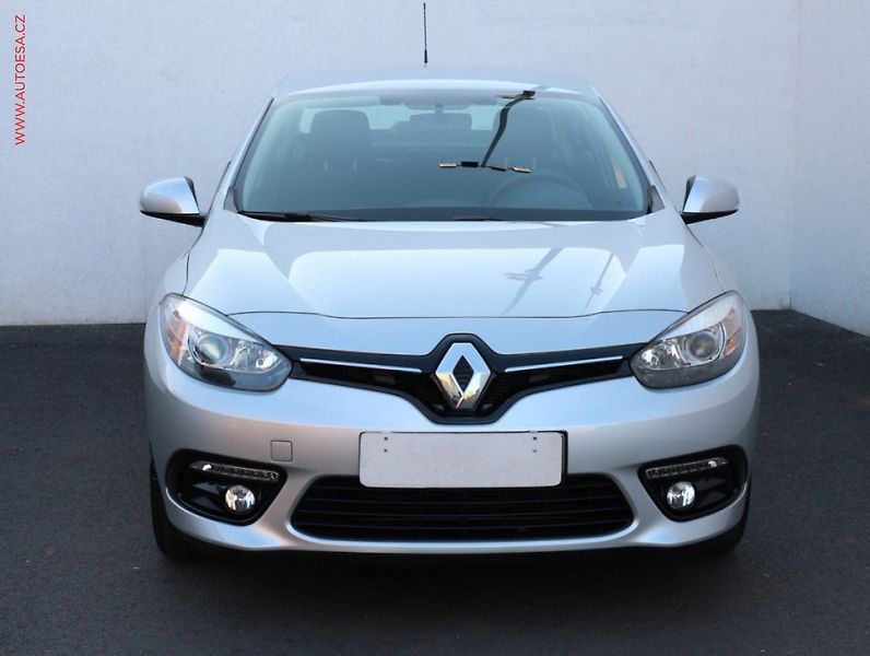 Renault Fluence (2016) 1.6 i 16V, 1.maj,ČR, STK5/28 - fotka 2 z 3