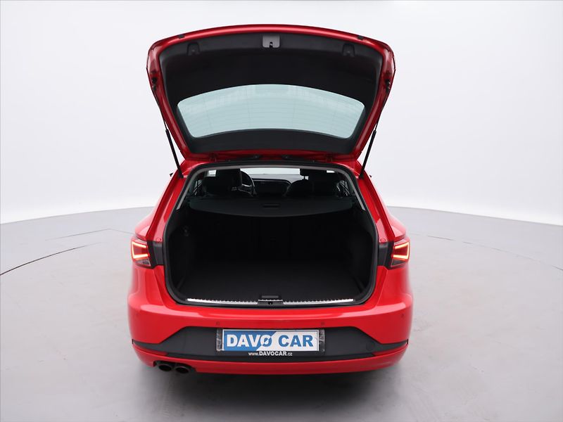 Seat Leon 2,0 TDI 110kW FR ST Aut.klima - fotka 9 z 30