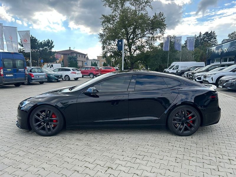 Tesla Model S - fotka 4 z 30