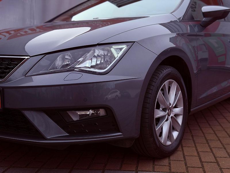 Seat Leon 1.6 TDi DSG, Tažné, Navi - fotka 3 z 29