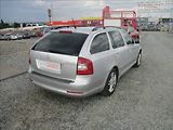 Škoda Octavia 1,6 TDI, aut. klima, servis - náhled 6