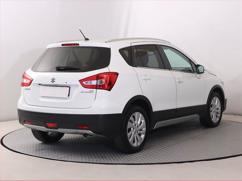 Suzuki SX4 S-Cross (2019) 1.4 BoosterJet, Serv.kniha - fotka 5 z 18