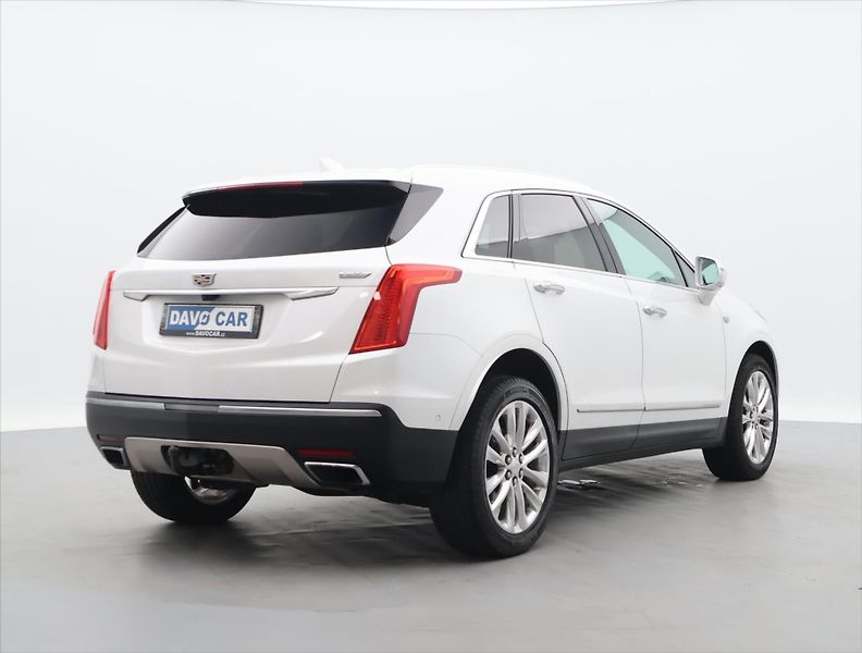 Cadillac XT5 3,7 V6 231kW 4x4 Luxury - fotka 7 z 37