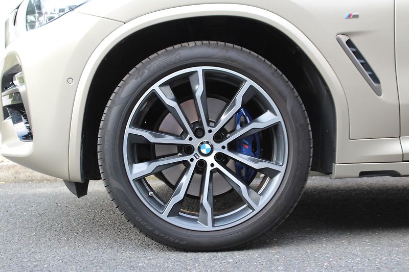 BMW X3 X3 M40d - fotka 6 z 23