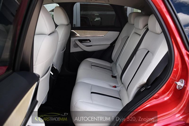 Mazda CX-60 2.5 PHEV TAKUMI ACC HUD BOSE - fotka 13 z 59