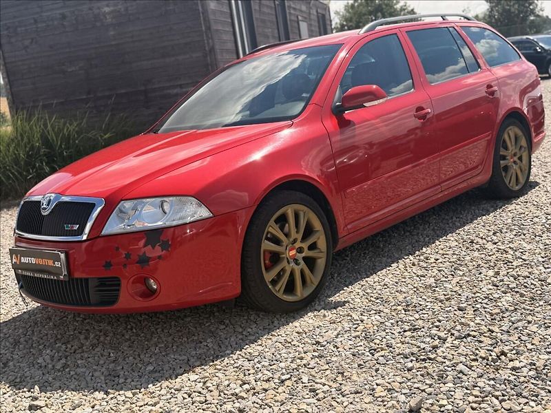 Škoda Octavia 2,0 TDI RS 125kW - fotka 1 z 23