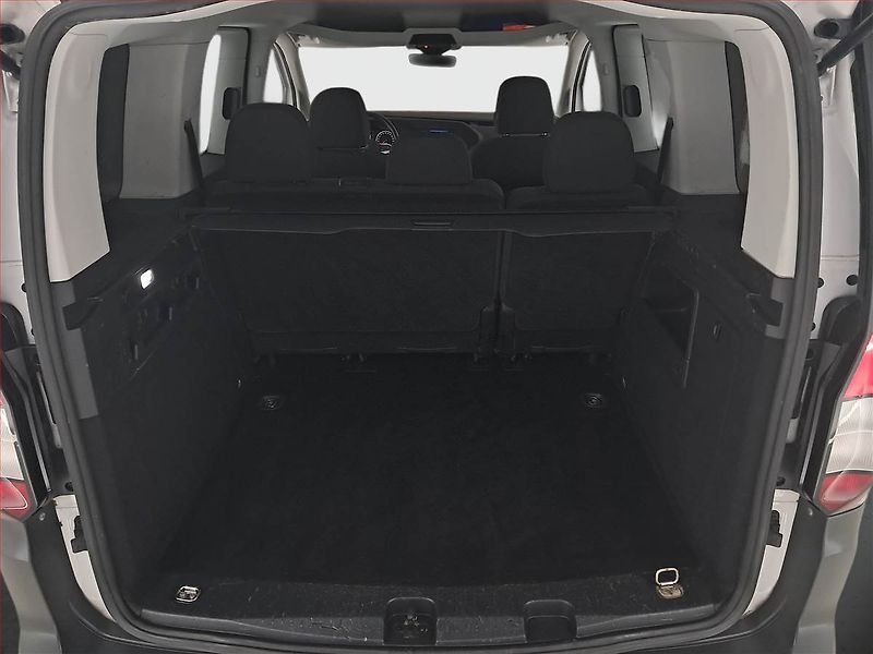 Volkswagen Caddy (2022) 2.0 TDI, 5Míst, ČR, 1Maj - fotka 14 z 17