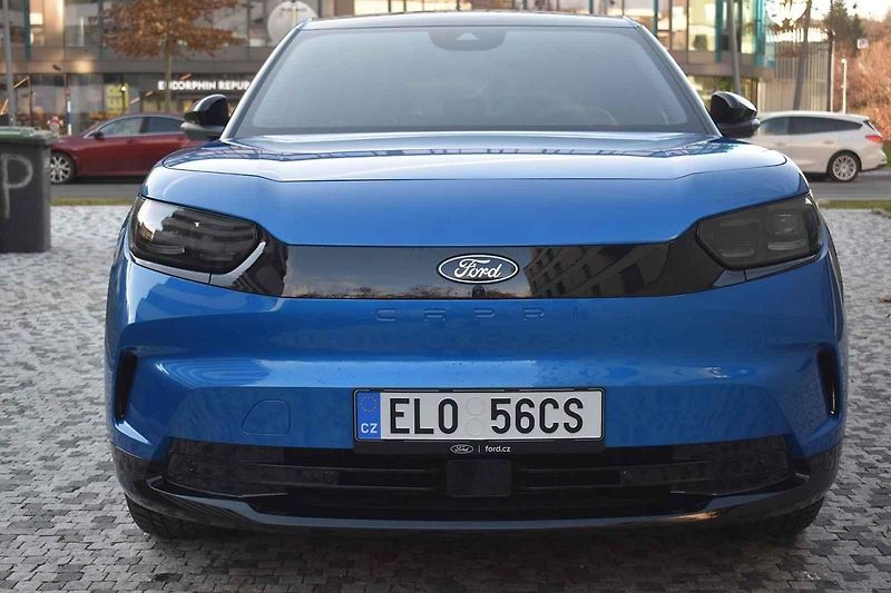 Ford Capri má dostatečný dojezd na to, aby nemusel sloužit jen ve městě